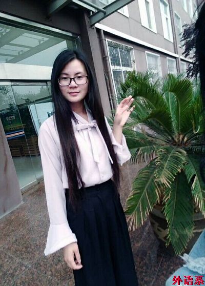 信阳学院第八届校园明星外国语学院候选人事迹简介