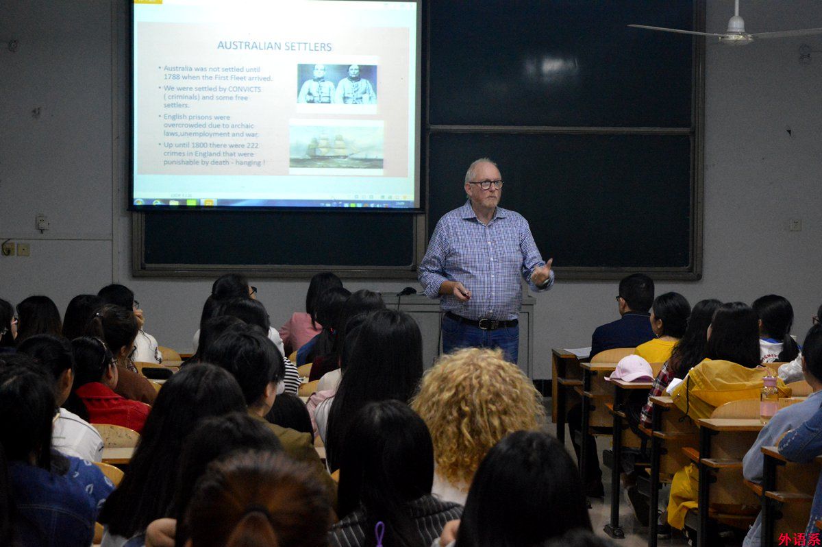 Koala Bear Meets Panda Bear.&nbsp;Australia and China - A Comparison &nbsp;&nbsp;&nbsp;