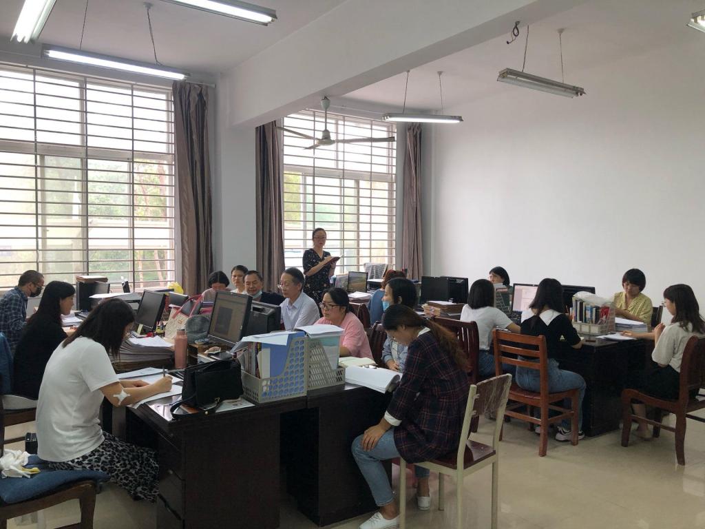 V~1QX)$US0WI8K68U00Q}_A