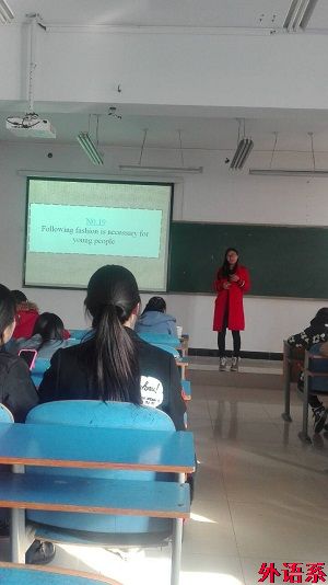 外国语学院开展第20届“外研社杯”全国大学生英语辩论选拔赛初赛