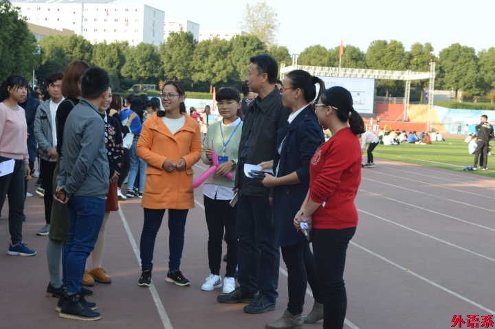 外国语学院积极参加“心灵派对”素质拓展活动